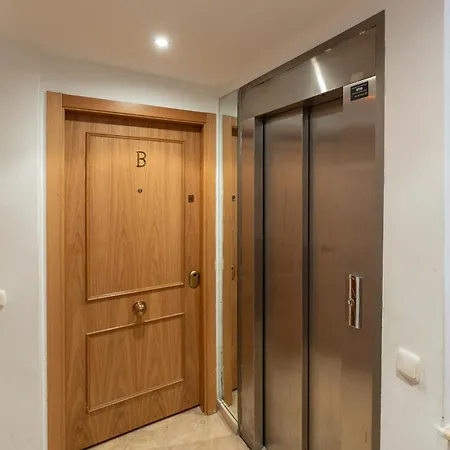 Malagasuite Marconi Fuengirola